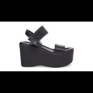 Steve Madden Julianna Black Platform Sandal
